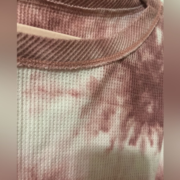 Womens Mauve Tie Dyed Thermal Top Size 1x 2x 16 18 20 - Picture 3 of 3